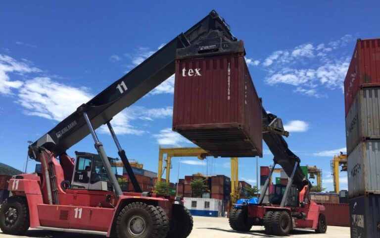 Phi Containers Phí Nâng Hạ Container (Lift On – Lift Off) Là Gì? » ANT VINA Logistics